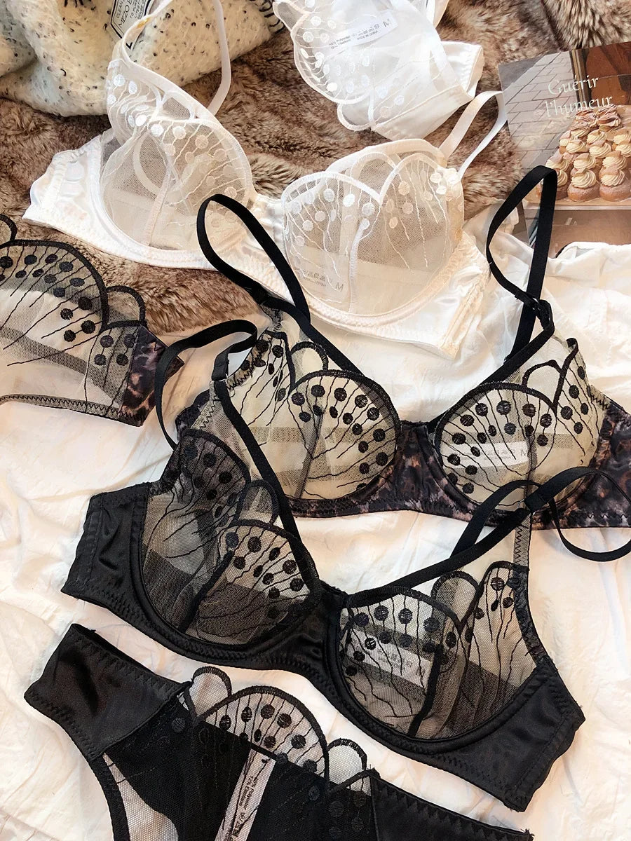 2 Pieces Women Bra and Panties Set Sexy Lace Embroidery Underwear French Ultra Thin Breathable Bras Summer Intimates Lingerie