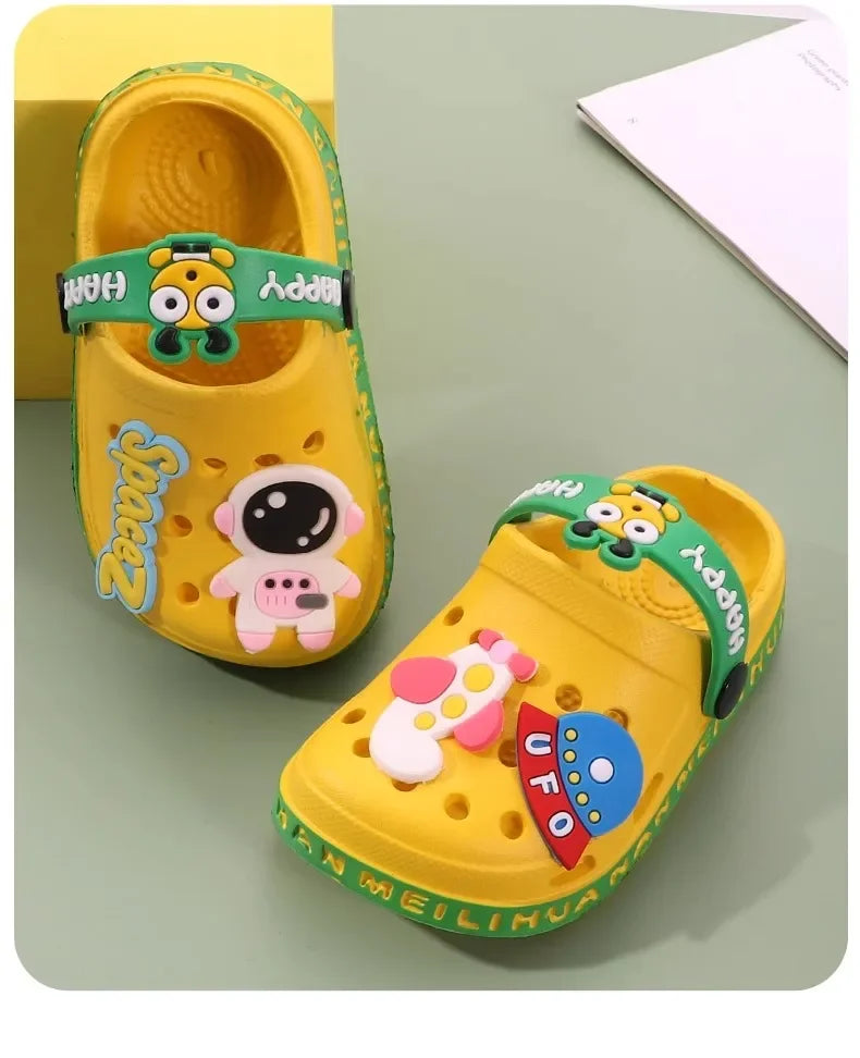 Kids' Sandals Baby & Toddler Slippers for Ages 1-5 Fashionable Breathable Waterproof Hole-Pattern Infant Clogs