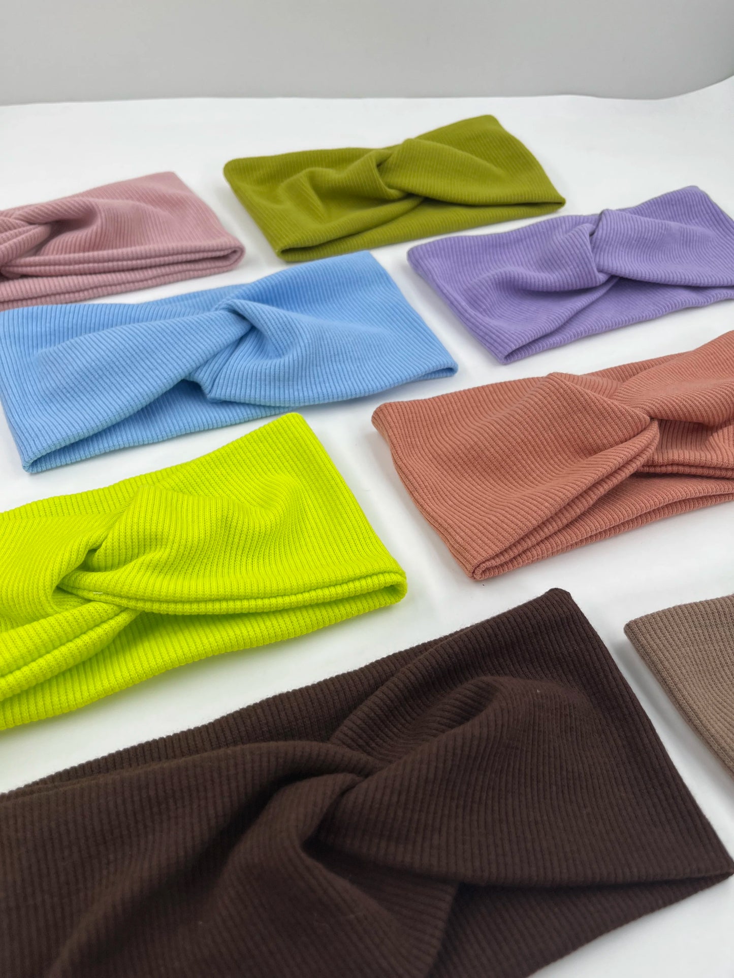 Kids Yoga Bandana Sport Headbands Ribbed Twist Hairbands for Baby Girls Solid Headwraps Newborn Headwear Hair Accessories