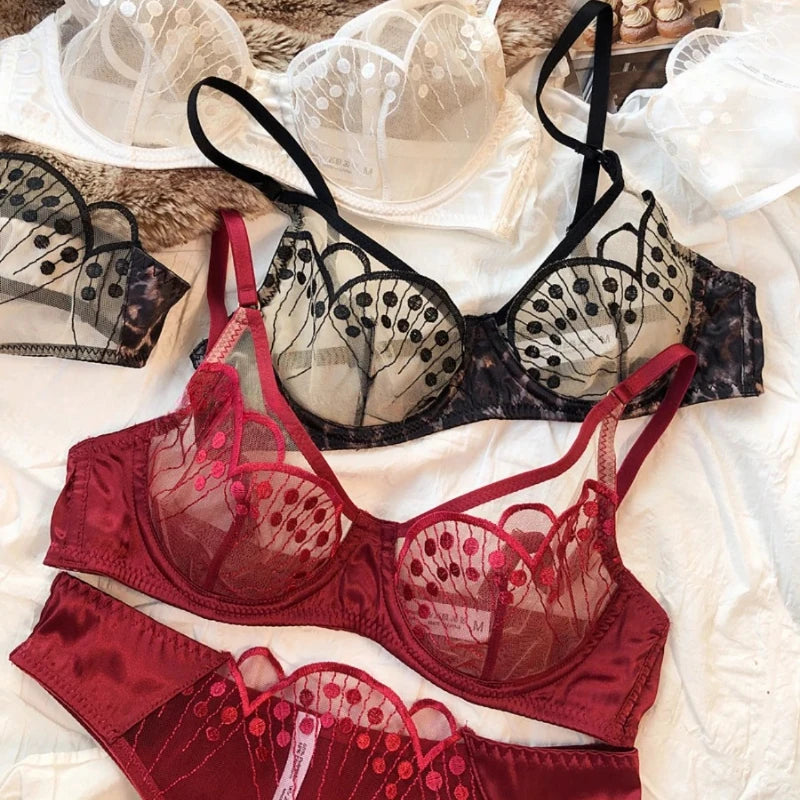 2 Pieces Women Bra and Panties Set Sexy Lace Embroidery Underwear French Ultra Thin Breathable Bras Summer Intimates Lingerie